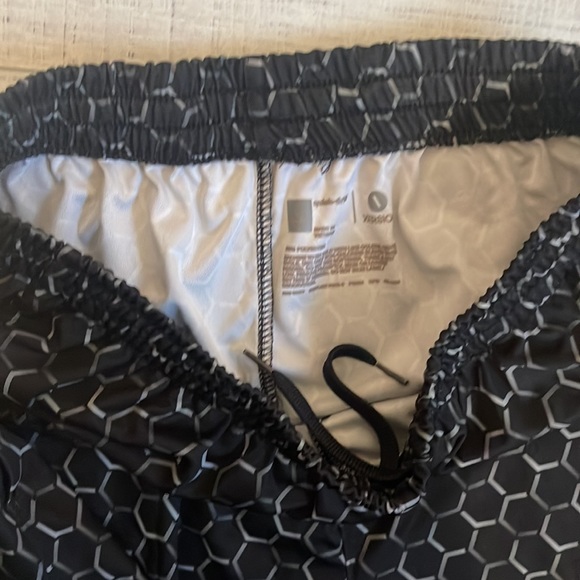 Lot of 6 pcs boys activewear school sport dryfit Adidas set size 10-12 14 years - Picture 8 of 8